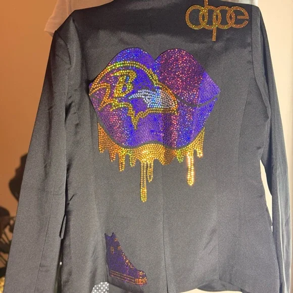 Black Ravens Blazer with Embellishments - Picture 2 of 4